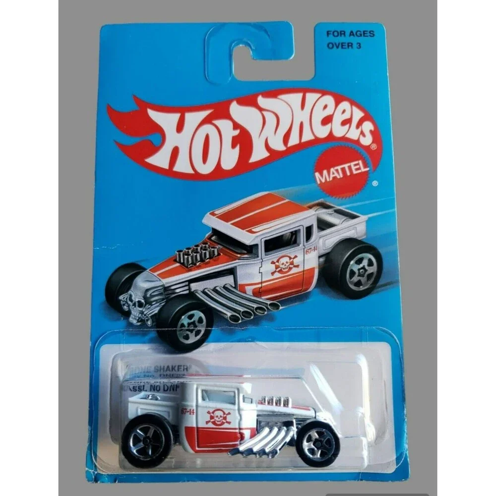 2016 Hot Wheels BONE SHAKER Matte White RETRO STYLE SERIES Toy #DNF27 1:64 5-SP